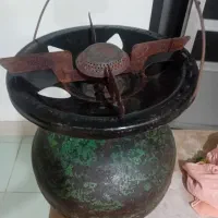 پیک نیک سالم،یک عدد جارو و دوعدد طی