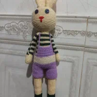 عروسک خرگوش بافتنی