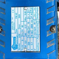 پمپ آب نیم اسب ایتالیایی و مخزن آب 200 لیتری