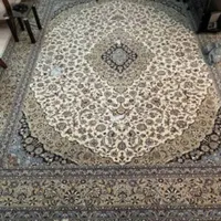 یک عدد فرش دوازده متری