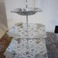 شیرینی خوری سه طبقه