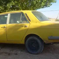 تاکسی پیکان داخل شهر