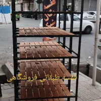 نظم دهند انواع قفسه های دیواری و ایستاده استند گل