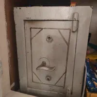 گاوصندوق قدیمی