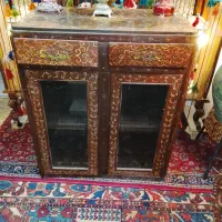 پیشخون ویترین نقاشی دست عتیقه ارسال از اصفهان