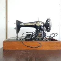 چرخ خیاطی قدیمی