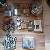 قفل وزنجیر موتور