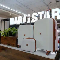 چمدونهای نشکن  بر ای جهیزیه و سفر خاص|کیف، کفش، کمربند|فولادشهر, C5|دیوار