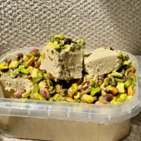 حلوا شکری پر پسته