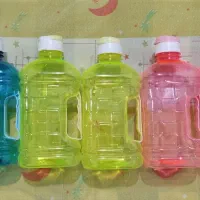 بطری رنگی آب