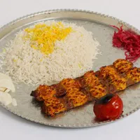 طبخ باکیفیت و قیمت مناسب غذاهای ایرانی و خارجی|خدمات پذیرایی، مراسم|شیراز, فرگاز|دیوار
