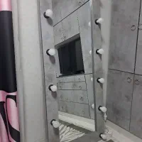 اینه چراغ دار|آینه|فردیس, فرامرزیه|دیوار