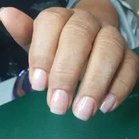 کاشت ناخن