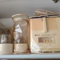 تعدادی وسیله برقی|خردکن، آسیاب، غذاساز|بیرجند, |دیوار