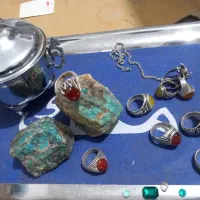 تو تیکه سنگ فیروزه نیشابور ویک قند دون قدیمی