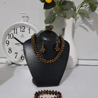 ست زیور آلات کریستالی