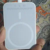 هنزفری وپاوربانک