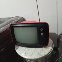 تلویزیون ۱۴ اینچ پارس عتیقه درحداک