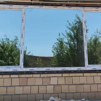 ساخت و نصب و رگلاژ درب و پنجره‌های UPVC