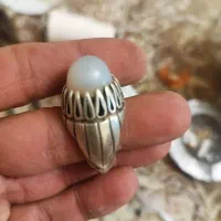 انگشتر سنگین عقیق زرد