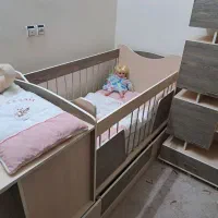 تخت کودک قابل تبدیل به تخت نوجوان و میز تحریر