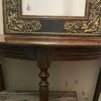 میز و آیینه