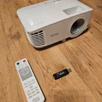 ویدیو پروژکتور بنکیو EX600 با ریموت کنترل