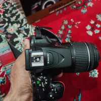 دوربین نیکون d5600 تمیز|دوربین عکاسی و فیلم‌برداری|مهاباد (آذربایجان غربی), |دیوار