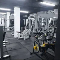 تجاری 235متر.    فقط 8 پله به پایین