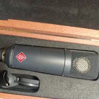 Neumann TLM 193