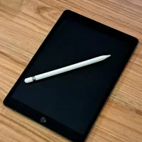 آیپد ۹ ده اینچ|تبلت|اصفهان, ارغوانیه|دیوار