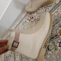 کفش نیم بوت سایز ۴۰ و ۳۹