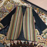 تعدادی لباس زنانه و دخترانه