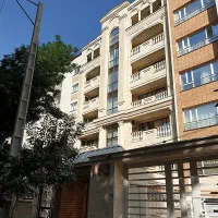 آپارتمان ۶۸ متر دو خواب با پارکینگ و انباری