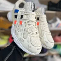 کتونی اورجینال برند adidas سایز 44