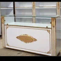 فروشنده لباس زنانه