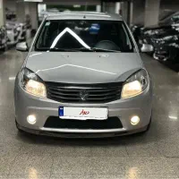 رنو ساندرو مدل ۱۳۹۵