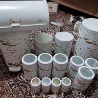 سرویس آشپزخانه بدون خط و خش در حد نو