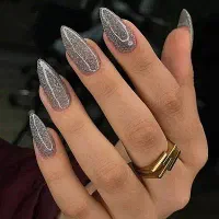 کاشت ناخن با اف تخفیف ویژه