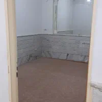 زیرزمین 120متری ۲ خواب|اجارهٔ خانه و ویلا|قم, دروازه چوبی|دیوار