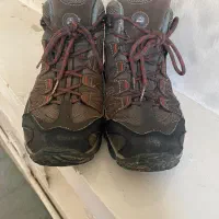 کفش کوهنوردی برند مکنلی و اوباز