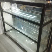 ویترین المینیوم یکونیم