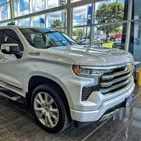 ریکاوری رنگ پولیش و سرامیک ورفع افتاب سوختگی خودرو