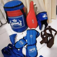 لوازم کامل کاراته کاملا سالم و تمیز|تجهیزات ورزشی|کردکوی, |دیوار