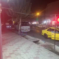 مغازه بر خیابان اصلی