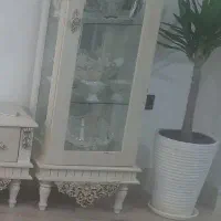مبل نیمه سلطنتی