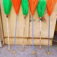 جارو فراشی شهرداری پلاستیکی