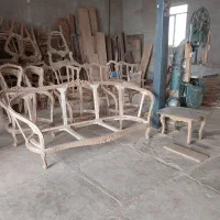 نیازمند رنگکار مبل و چوب