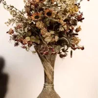 فروش فوری گلدان به همراه گل مصنوعی