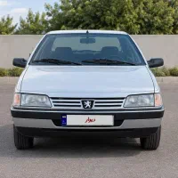پژو 405 نقره ای